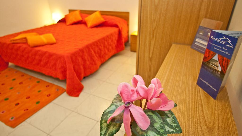 Rental In Rome Celeste Apartment Номер фото